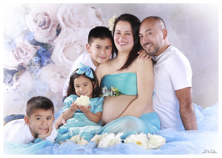 Familia en sesión de estudio, Erica Cruz