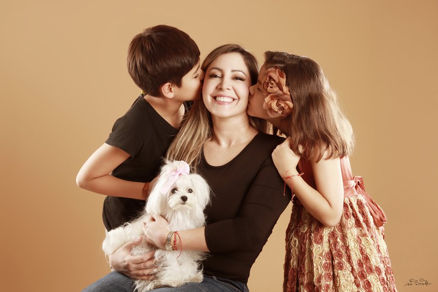 Familia en sesión de estudio, Erica Cruz