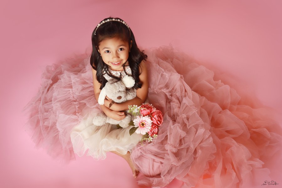 Niña con tutú rosado y peluche — ver sesiones de Infantes, Erica Cruz